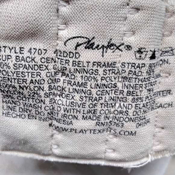 Playtex Secrets Perfectly Smooth Bra.   Size 42DD - Picture 5 of 5